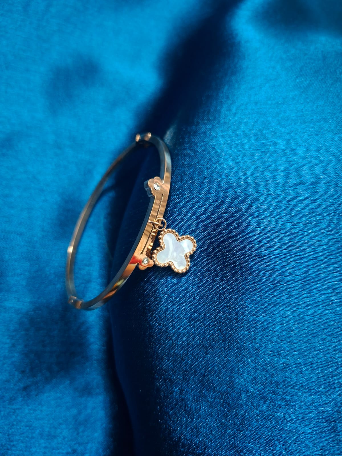 Stella clover bracelet