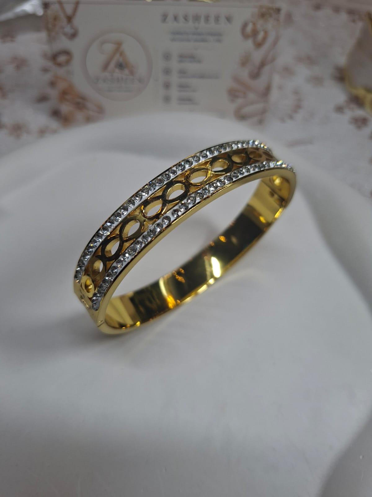 Stone Golden Openable Bangle SGOB3